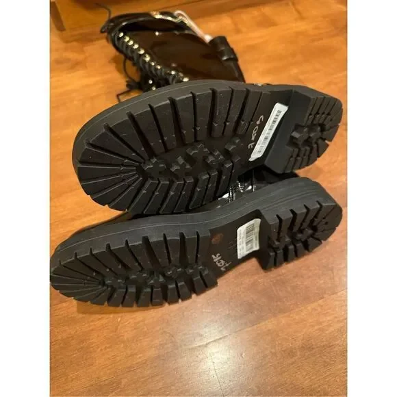 Woman’s new goth sexy edgy boots Gianni Bini size 7.5 cute for Yungblud fan - Picture 5 of 5